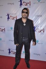 Mika Singh at Manish malhotra show for save n empower the girl child cause by lilavati hospital in Mumbai on 5th Feb 2014